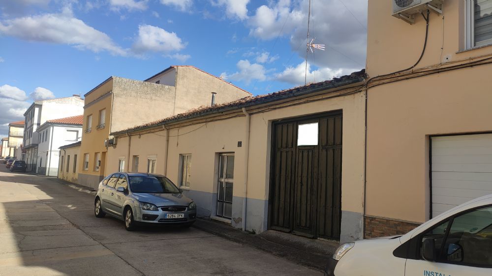 CASA EN C/ GENERAL CASTAO DE CIUDAD  RODRIGO