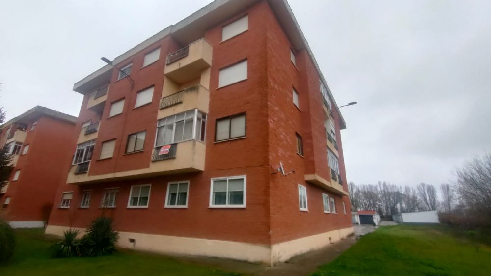 PISO EN CIUDAD RODRIGO BARRIO 