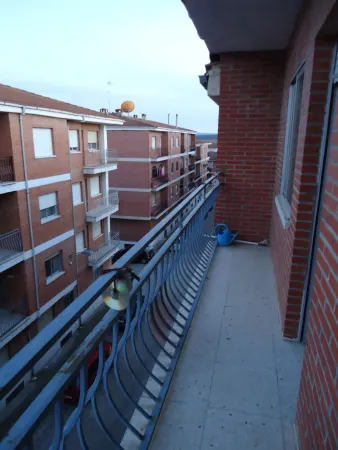 Piso Vivienda en Ciudad Rodrigo en C/ Reino de León,6 - foto 3