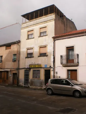 Edificio en Ciudad Rodrigo en C/ Canal, 31 - foto 1