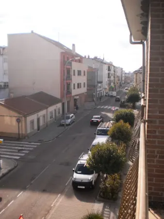 Piso en Ciudad Rodrigo en C/ Santa Clara, 105 - 1º y 2º - foto 4