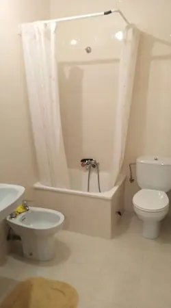 Casa en el Maillo con 10 Dormitorios - foto 2