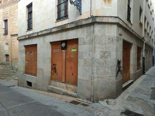 Local Comercial en Ciudad Rodrigo Muy Cerca Plaza Mayor - foto 1