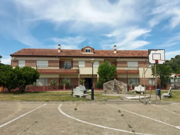 Edificio en Serradilla del Arroyo en Plaza del Congreso, 10 - foto 1