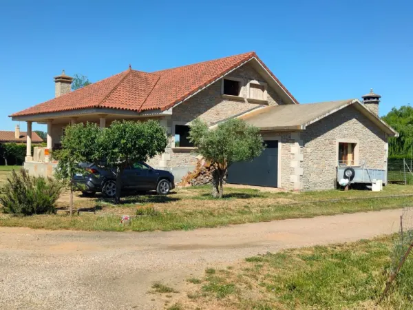 Chalet sin Terminar en Ciudad Rodrigo - foto 1