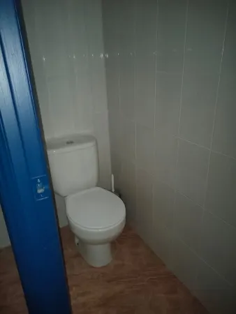 Local Comercial en C/ Mateo Hdez. Vegas de Ciudad Rodrigo (Salamanca) - foto 4