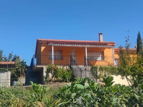 Huerta con Casa y Almacén en Ciudad Rodrigo - foto 1