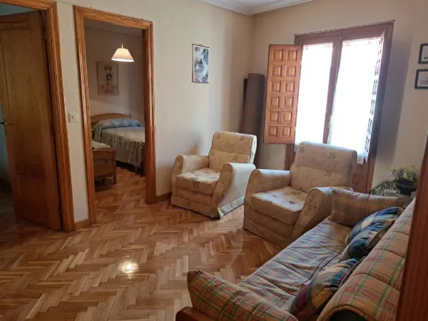 Piso con Ascensor en Ciudad Rodrigo en C/ Sánchez Arjona (Centro Ciudad) - foto 5