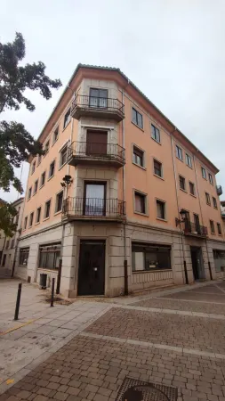 Local Comercial en Pleno Centro de Ciudad Rodrigo - foto 7