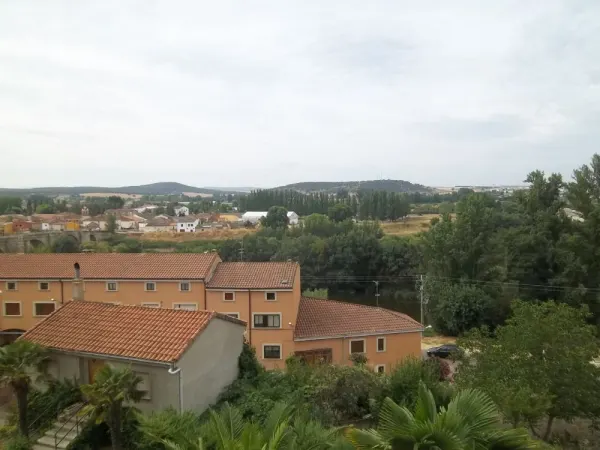 Vivienda Unifamiliar Adosada con Vistas al Rio Agueda - foto 2