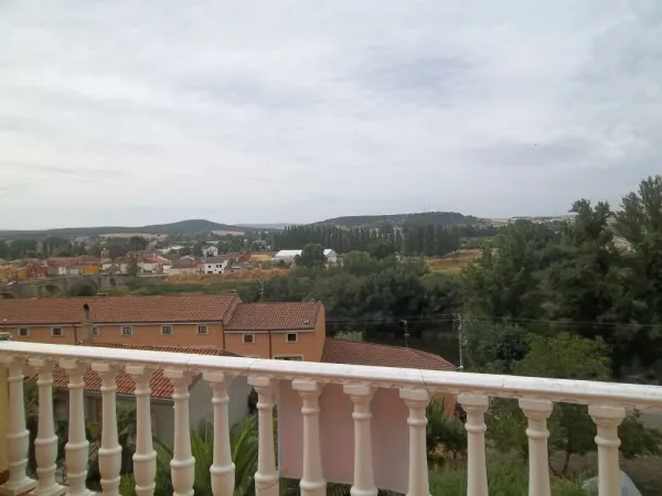 Vivienda Unifamiliar Adosada con Vistas al Rio Agueda - foto 4
