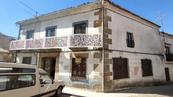 Casa en Pleno Centro de Fuenteguinaldo (Salamanca) - foto 13
