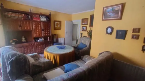 Vivienda Más Dos Locales en Ciudad Rodrigo, C/ Agustín de Foxá - foto 5