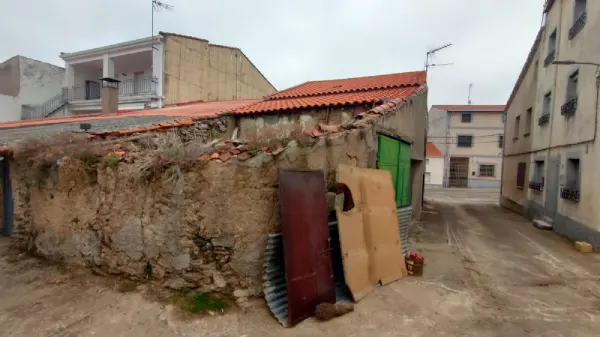 Casa y Garaje en el Bodon (Salamanca) - foto 11