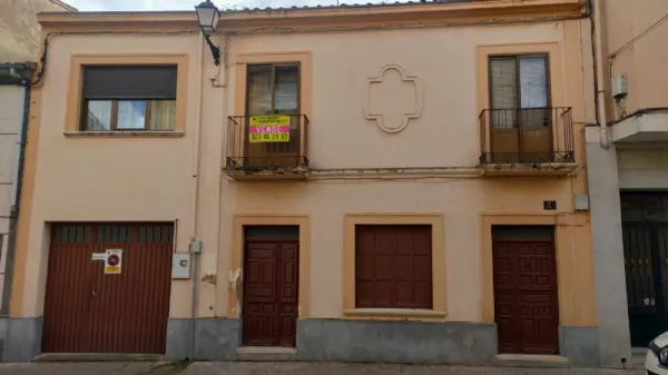Vivienda Unifamiliar en Ciudad Rodrigo - foto 1