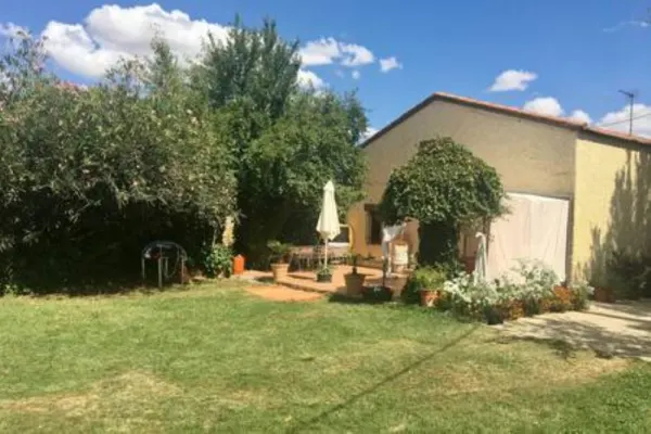 Casa y Terreno en Ciudad Rodrigo en Zona - foto 2