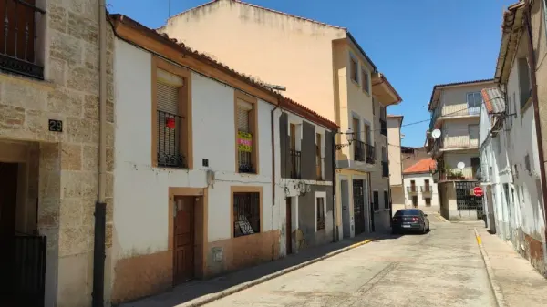 Casa en C/ San Antón en Ciudad Rodrigo (Salamanca) - foto 3