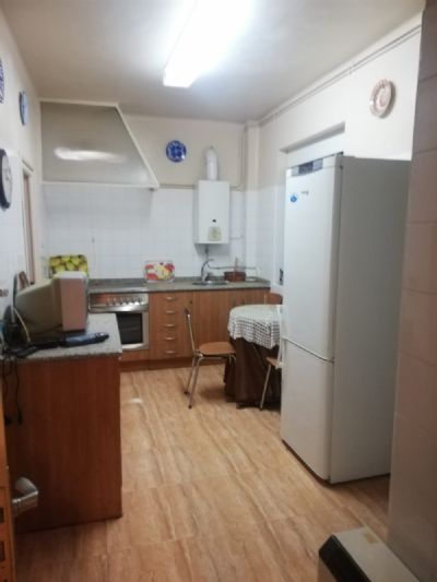 PISO BAJO EN CIUDAD RODRIGO EN AVENIDA DE AGUSTÍN DE FOXÁ - foto 5
