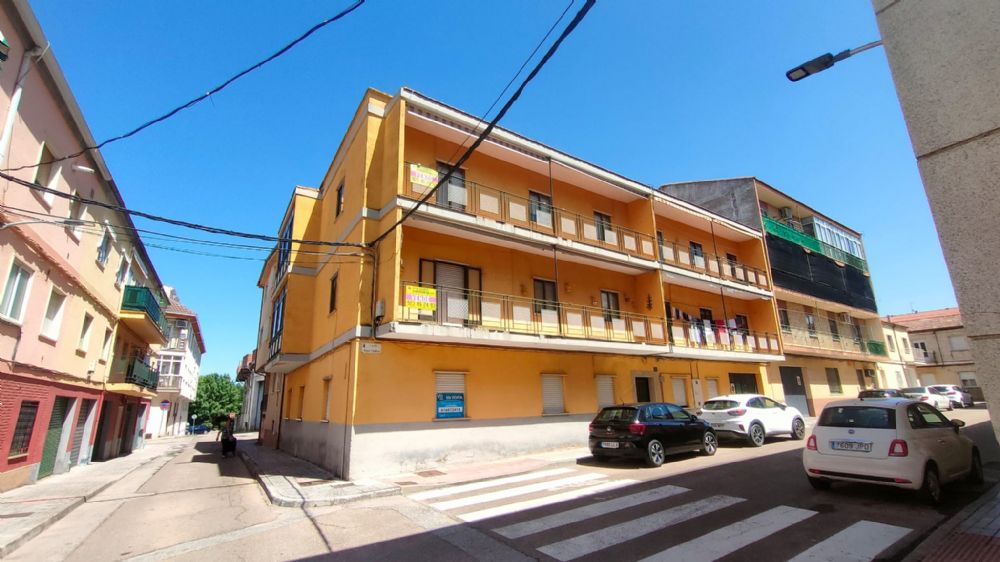 PISO EN CIUDAD RODRIGO C/ REYES CATÓLICOS, 1, 2º - foto 1