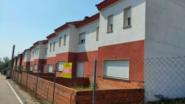 Chalets en Fuentes de Oñoro de Nueva Construcción - foto 13