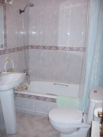 Casa Individual en Ciudad Rodrigo en C/ Granadilla,16 - foto 3